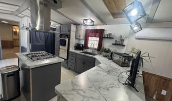 82 Sunset Cir, Campton, NH 03223