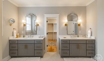 261 Highpointe Ln, Athens, GA 30606