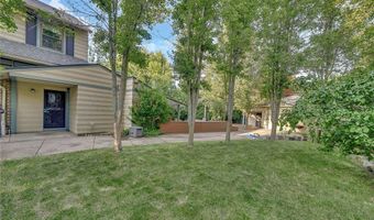 49 Burbank Dr, Amherst, NY 14226