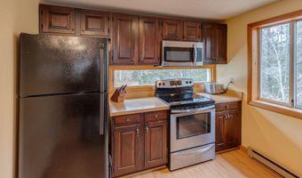 37 Pegwood Hill Rd, Campton, NH 03223
