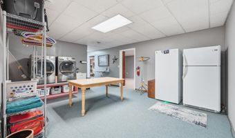 1004 Elm St, Auburn, IN 46706