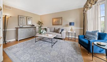 33 WATERTON Dr, Bear, DE 19701