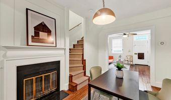 131 W BARRE St W, Baltimore, MD 21201