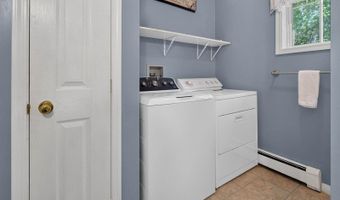 61 Sunny Hollow Pl, Bangor, ME 04401