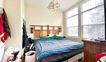 8 COMMONWEALTH Ave, Claymont, DE 19703