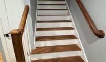 31 Joseph Ln, Colchester, CT 06415