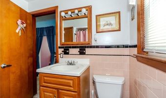 218 S Hull St, East Providence, RI 02914