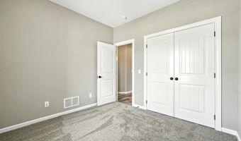 18780 Eisley Cv, Auburn, IN 46706