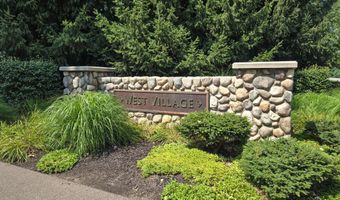 4986 W Village Ct SE, Ada, MI 49301