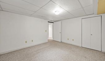 725 N Vista Dr, Algonquin, IL 60102