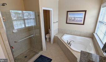 43161 BARNSTEAD Dr, Ashburn, VA 20148
