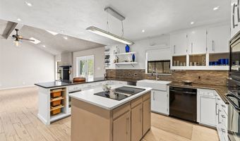 1602 S Avenue A, Aransas Pass, TX 78336