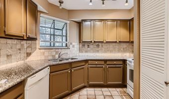 16301 Ledgemont Ln 257, Addison, TX 75001