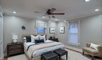 12 W MISPILLION St, Harrington, DE 19952