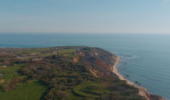 19 Locust Ln, Aquinnah, MA 02535