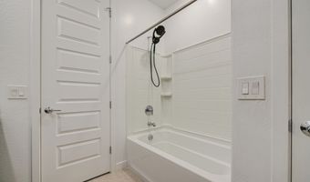 318 W STRIDING EDGE Dr, San Tan Valley, AZ 85140