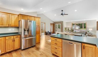 151 Bluffs Rd NW, Alexandria, MN 56308