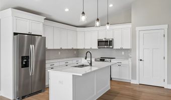 314 NE Meadow Ln, Ankeny, IA 50021