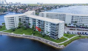 3030 Marcos Dr T203, Aventura, FL 33160