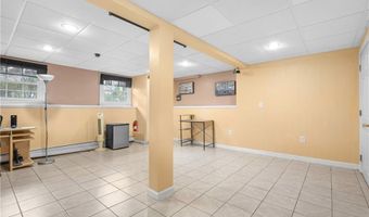 150 Marlow St, Cranston, RI 02920