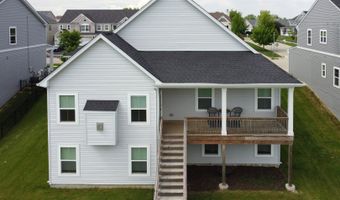 1218 White Lake Dr, Antioch, IL 60002