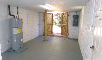 1126 Pee Dee Ave, Albemarle, NC 28001