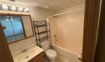 3209 College Ave, Alton, IL 62002