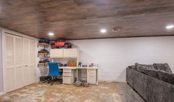 19201 Moulin St, Abingdon, VA 24210