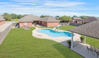 8921 Oak Creek Ln, Abbeville, LA 70510