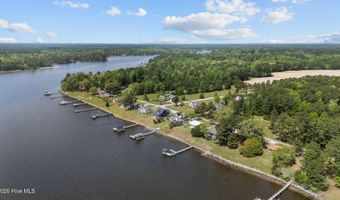 66 E North Shore Ln, Arapahoe, NC 28510