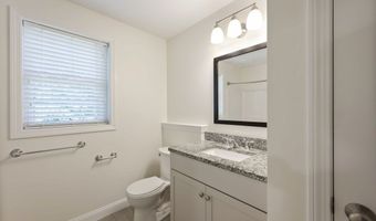 1148 Bedford St, Abington, MA 02351