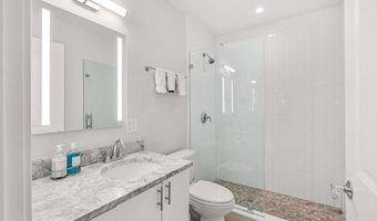 530 E Broadway A, Boston, MA 02127