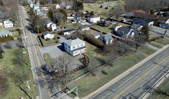 460 E Main Rd, Middletown, RI 02840