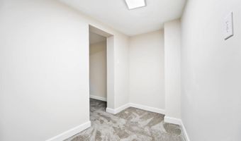 7460 Fair Oaks Dr, Amberley, OH 45237
