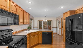 4078 Wildwood Dr, Allegan, MI 49010