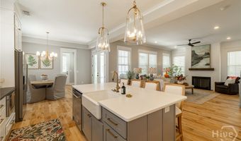 261 Highpointe Ln, Athens, GA 30606