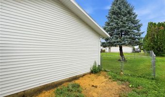 202 Wilson Ct, Anamosa, IA 52205