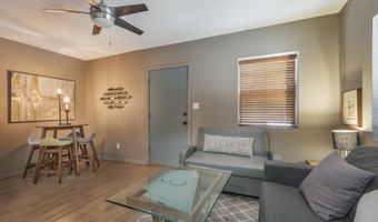 215 Carlisle Blvd NE, Albuquerque, NM 87106