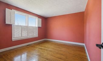 9 Pebble Beach Dr, Bedford, NH 03110