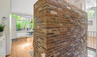 7413 REBECCA Dr, Alexandria, VA 22307