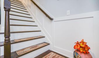 741 Beach Ave, Beachwood, NJ 08722