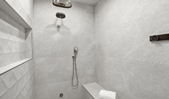 6201 PLAINVIEW Rd, Bethesda, MD 20817