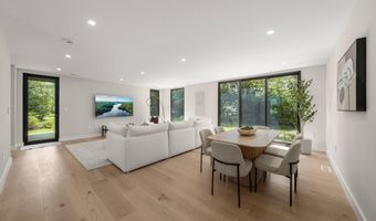 3112 N ROSSER St, Alexandria, VA 22311