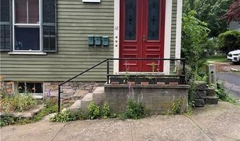 18 Barney St Barney Ct, Newport, RI 02840