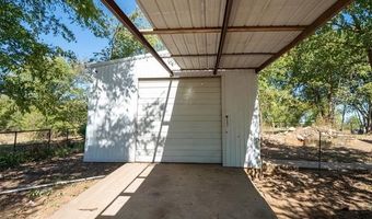 10450 County Road 1490 Rd, Ada, OK 74820