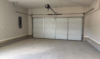 100 FAIRFAX Ln 82, Dover, DE 19901