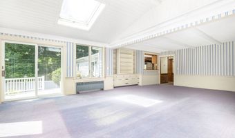 934 Jerome Ave, Bristol, CT 06010