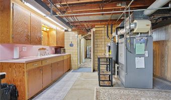 1540 Lilly Ln, Alliance, OH 44601
