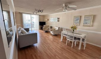 2750 NE 183rd St 201, Aventura, FL 33160