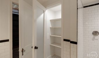 585 White Cir 504, Athens, GA 30605